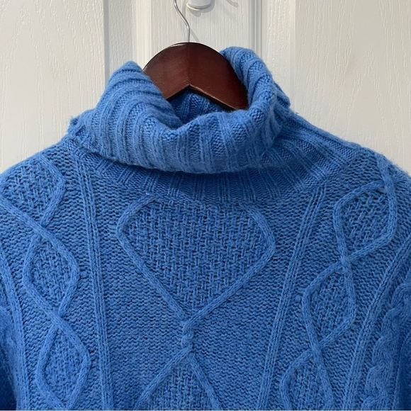 COPY - Aerie blue oversize turtleneck sweater size XS - Picture 4 of 9